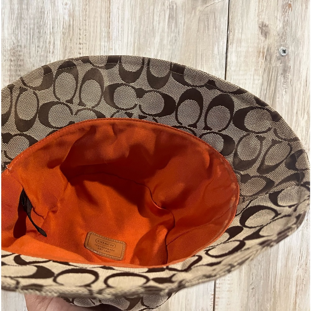 Classic Coach Small Hat